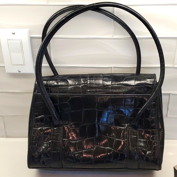 Ann Taylor Stunning Leather "Croc" Satchel - Picture 3 of 14